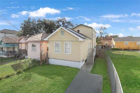 Photo of 5822 Lafaye Street St, New Orleans, LA 70122 (MLS # NO2558555)