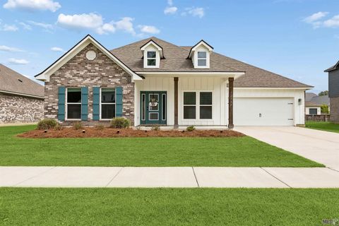 Photo of 12755 Legacy Oaks Avenue Ave, Baton Rouge, LA 70818 (MLS # BR2026007956)