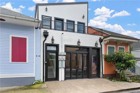 Photo of 2330 Royal Street St, New Orleans, LA 70117 (MLS # NO2547532)