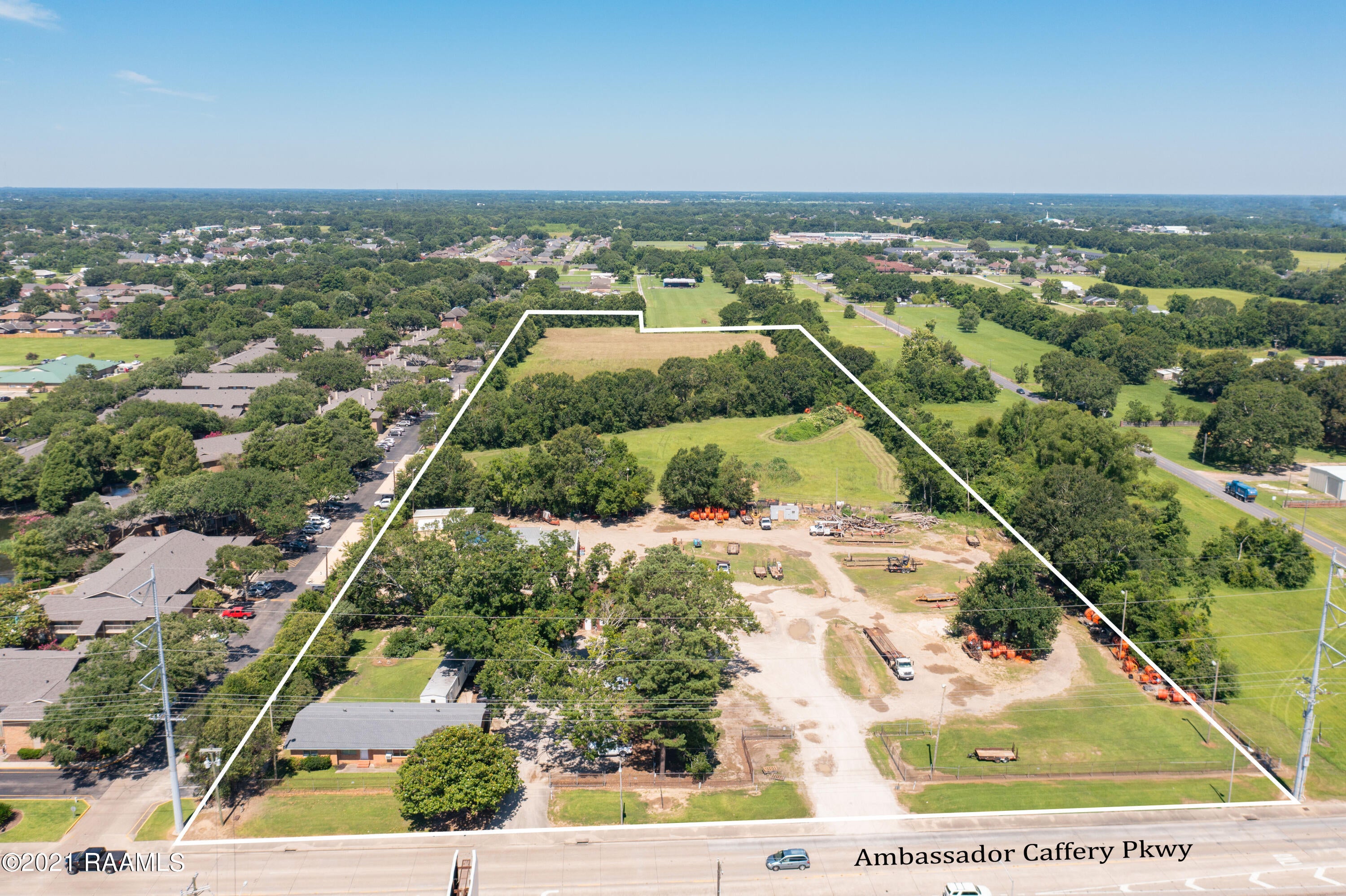2644 Ambassador Caffery Parkway