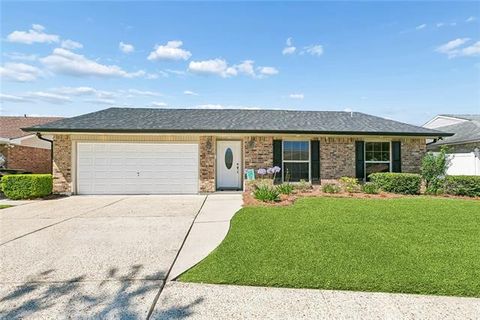 Photo of 2728 Chenier Street St, Marrero, LA 70072 (MLS # NO2557083)