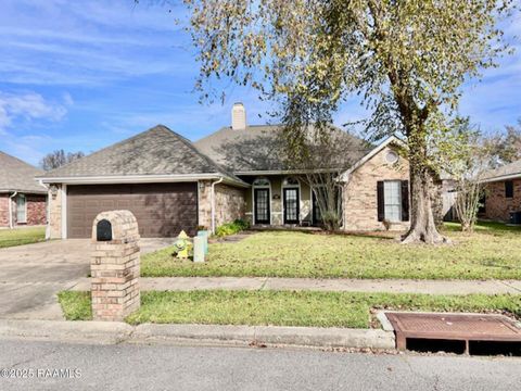 Photo of 102 Gold Medal Drive, Lafayette, LA 70506 (MLS # 2500005609)