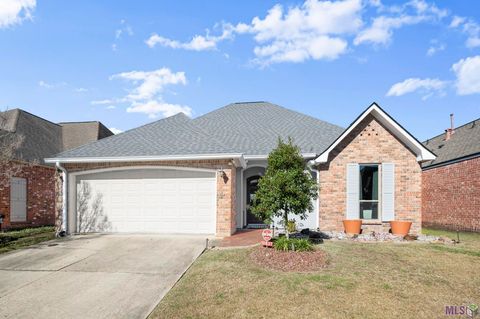 Photo of 10837 Woodleaf Ave Ave, Baton Rouge, LA 70816 (MLS # BR2026001784)