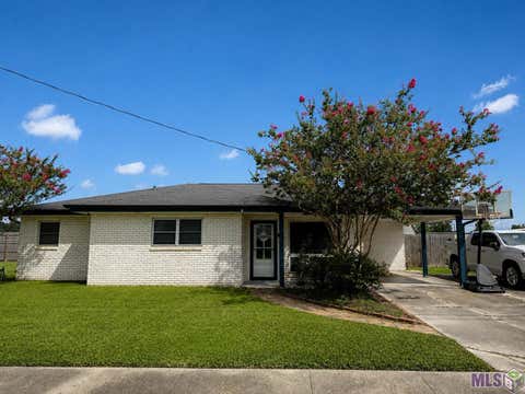 Photo of 114 Bellaire Drive Dr, Houma, LA 70360 (MLS # BY2026015103)