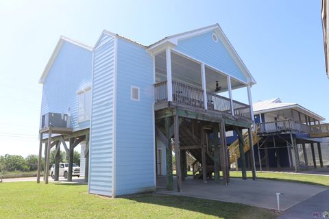 Photo of 379 Admiral Craik Dr DR, Grand Isle, LA 70358 (MLS # BY2026008659)