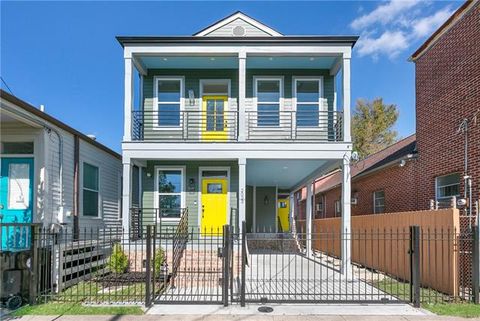 Photo of 2023 A-B First Street St, New Orleans, LA 70113 (MLS # NO2546489)