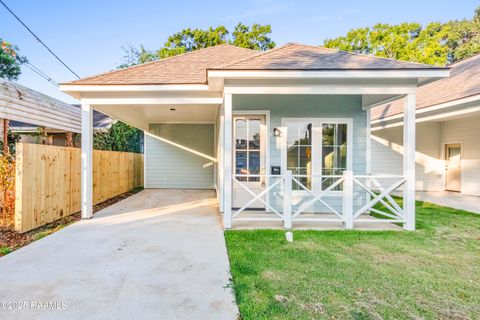 Photo of 148 Catherine Street, Lafayette, LA 70508 (MLS # 2500002743)