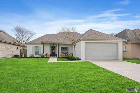 Photo of 10753 Fenway Ln Ln, Denham Springs, LA 70726 (MLS # BR2026015309)