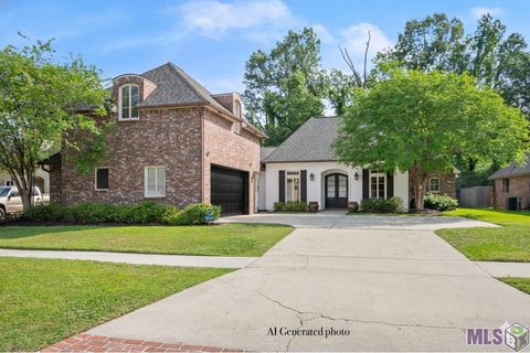 Photo of 18236 Lake Harbor Ln Ln, Prairieville, LA 70769 (MLS # BR2026002628)