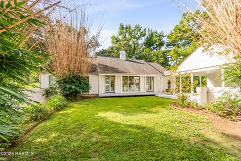 Photo of 153 Acacia Drive, Lafayette, LA 70508 (MLS # 2500001199)