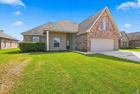 Photo of 169 Towne Way Way, Thibodaux, LA 70301 (MLS # BY2026012415)