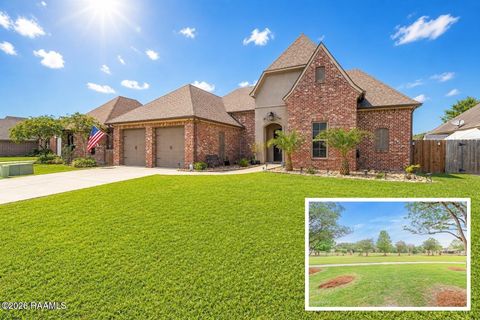 Photo of 207 Cane Creek Drive, Broussard, LA 70518 (MLS # 2600003907)