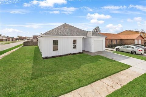 Photo of 1600 Cottage Lane Ln, Harvey, LA 70058 (MLS # NO2557556)