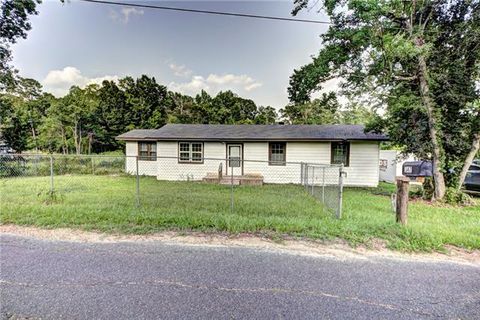 Photo of 347 Bennett Loop LOOP, Natchitoches, LA 71457 (MLS # CN2564745)
