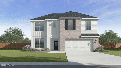 Photo of 116 Belle Lake Drive, Lafayette, LA 70506 (MLS # 2600000301)