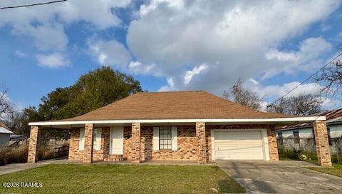 Photo of 110 W Hyacinth Street, St. Martinville, LA 70582 (MLS # 2600000016)