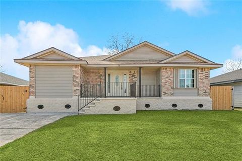 Photo of 28 Imgoene Street St, Waggaman, LA 70094 (MLS # NO2540989)