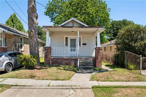 Photo of 3623 Bauvais Street St, Metairie, LA 70001 (MLS # NO2556668)