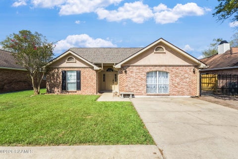 Photo of 309 Westpointe Circle, Lafayette, LA 70506 (MLS # 2600009496)
