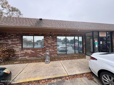 Photo of 756 Colonial Drive #A, Baton Rouge, LA 70806 (MLS # 2500006614)