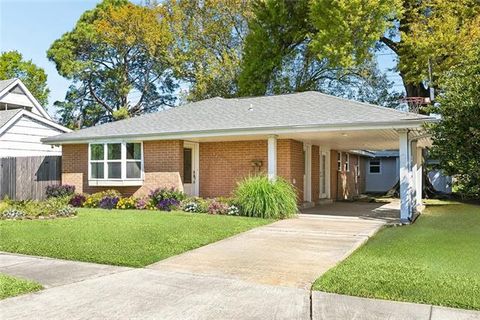 Photo of 10133 Stephen Drive Dr, River Ridge, LA 70123 (MLS # NO2549022)