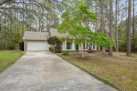 Photo of 124 Honeysuckle Drive Dr, Covington, LA 70433 (MLS # NO2547493)