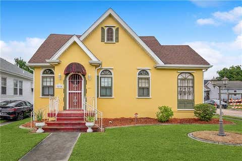 Photo of 3830 Fairmont Drive Dr, New Orleans, LA 70122 (MLS # NO2571626)