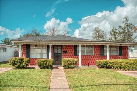 Photo of 822 Veterans Boulevard, Kenner, LA 70062 (MLS # NO2546321)