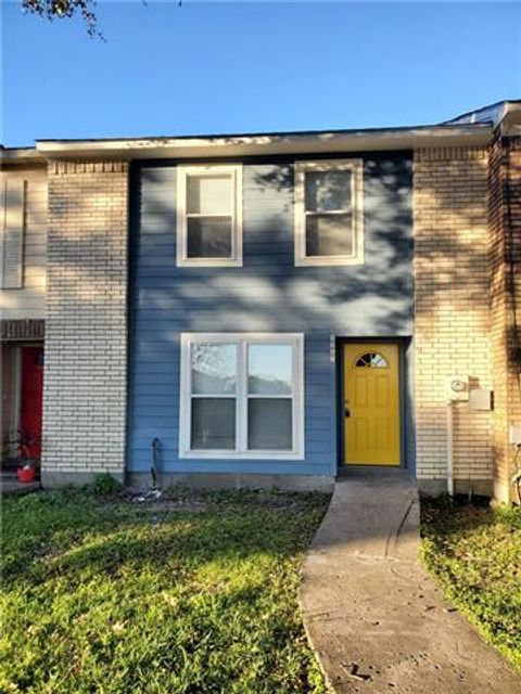 Photo of 2337 Park Place Drive Dr, Terrytown, LA 70056 (MLS # NO2551257)