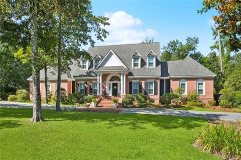 Photo of 111 Maple Ridge Way Way, Covington, LA 70433 (MLS # NO2537735)