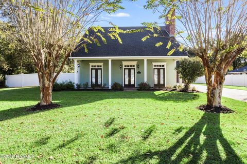 Photo of 13801 Lynndale Loop, Abbeville, LA 70510 (MLS # 2500005216)