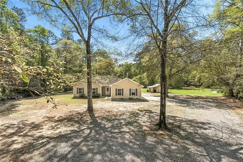 Photo of 30212 Philip Smith Road Rd, Lacombe, LA 70445 (MLS # NO2548966)
