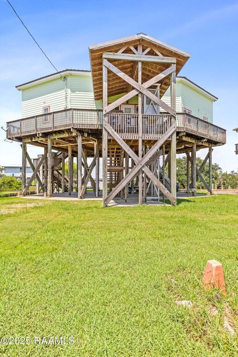 Photo of 127 Hammock Lane, Franklin, LA 70538 (MLS # 2500002638)