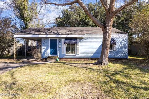 Photo of 754 Saint Thomas Street, Lafayette, LA 70506 (MLS # 2600000686)