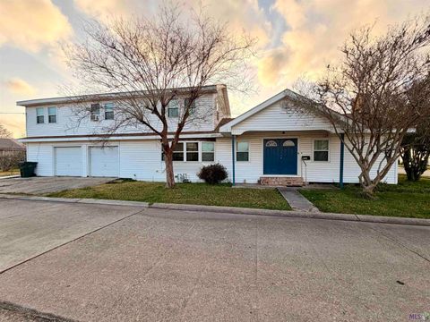 Photo of 200 Plum St St, Houma, LA 70363 (MLS # BY2026003587)
