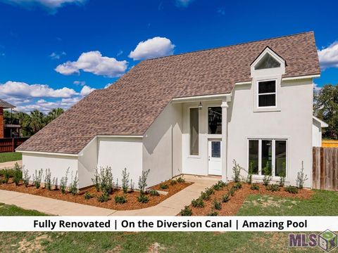 Photo of 13188 Bayou Terrace Dr Dr, St. Amant, LA 70774 (MLS # BR2025020510)