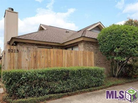 Photo of 5213 Blair Ln Ln #A, Baton Rouge, LA 70809 (MLS # BR2026008118)