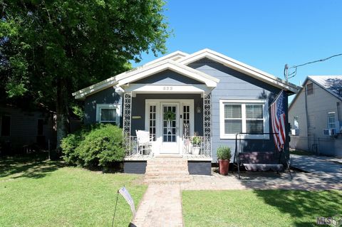 Photo of 522 St Charles St St, Thibodaux, LA 70301 (MLS # BY2026008042)