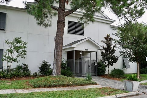 Photo of 501 Lake Avenue AVE #18, Metairie, LA 70005 (MLS # NO2564928)