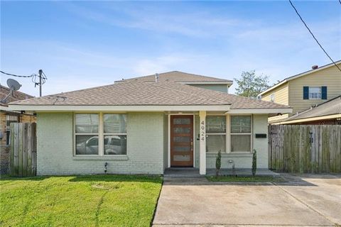 Photo of 4924 St Claude Avenue Ave, New Orleans, LA 70117 (MLS # NO2549575)