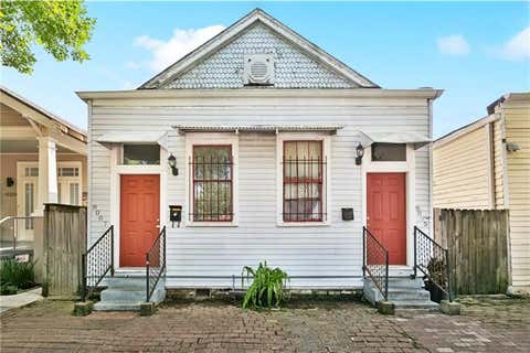 Photo of 8007 Green Street St, New Orleans, LA 70118 (MLS # NO2573985)