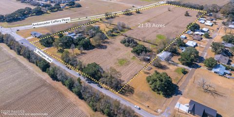 Photo of 7000 Blk Ambassador Caffery Parkway, Broussard, LA 70518 (MLS # 2600000929)