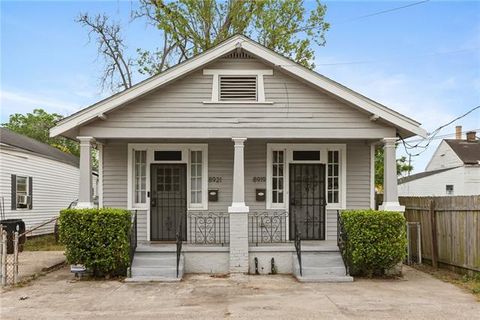 Photo of 8919-21 Green Street St, New Orleans, LA 70118 (MLS # NO2550238)