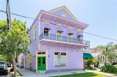 Photo of 2832 Bell Street St #c, New Orleans, LA 70119 (MLS # NO2555103)