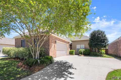 Photo of 10552 Springtree Ave Ave, Baton Rouge, LA 70810 (MLS # BR2026006528)