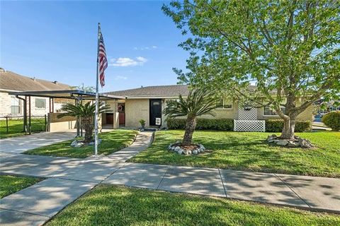 Photo of 1213 Indiana Street, Chalmette, LA 70043 (MLS # NO2550031)