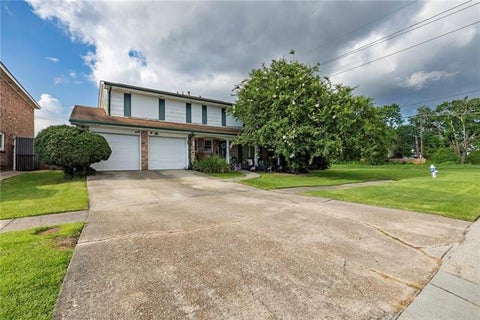 Photo of 801 Ginette Drive ST, Gretna, LA 70056 (MLS # NO2562887)