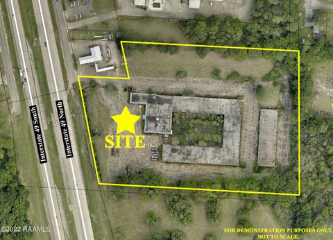 Photo of 2716 NE Evangeline Thru, Lafayette, LA 70507 (MLS # 22004643)