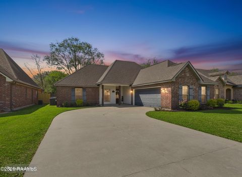 Photo of 504 Beacon Drive, Youngsville, LA 70592 (MLS # 2600002374)