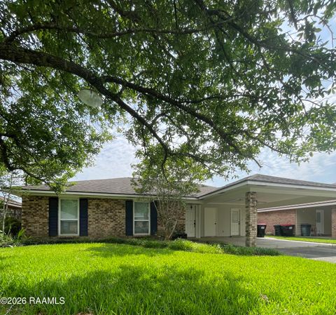 Photo of 135 Longfellow Drive, Lafayette, LA 70503 (MLS # 2600003789)